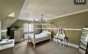Dundee Beds